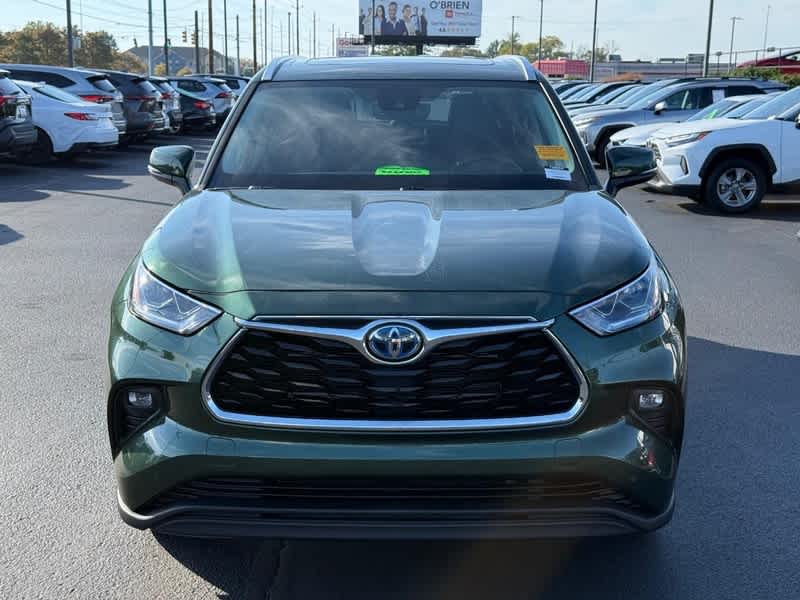 2023 Toyota Highlander Hybrid Limited AWD