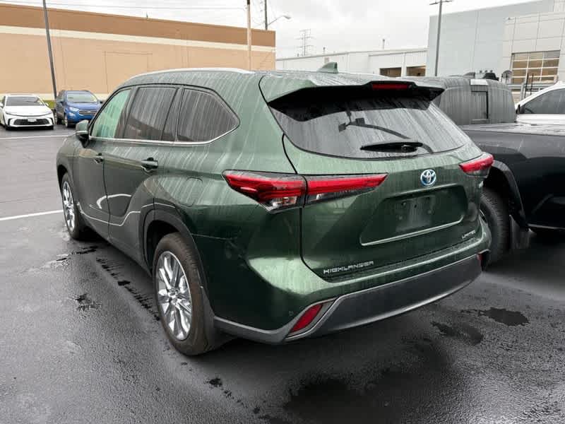 2023 Toyota Highlander Hybrid Limited AWD
