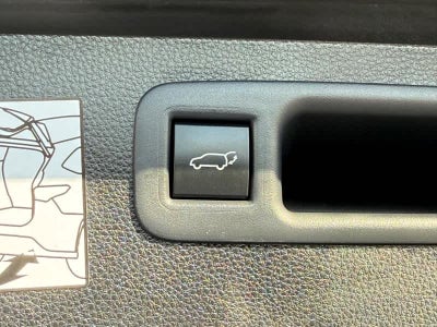 2023 Toyota Highlander Hybrid Limited AWD