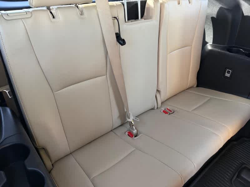 2023 Toyota Highlander Hybrid Limited AWD