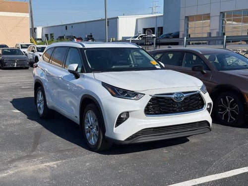 2023 Toyota Highlander Hybrid Limited AWD