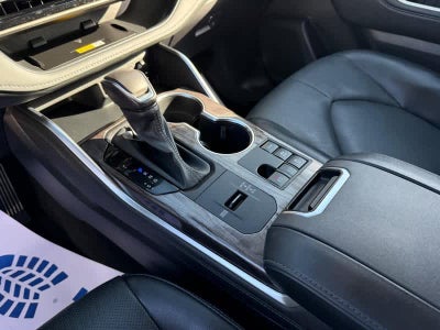 2024 Toyota Highlander Hybrid Limited AWD