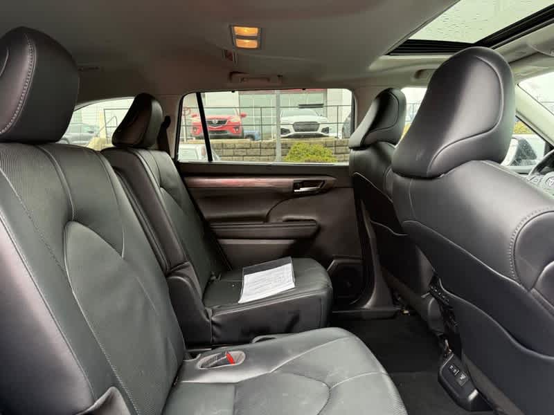 2020 Toyota Highlander Hybrid Limited AWD