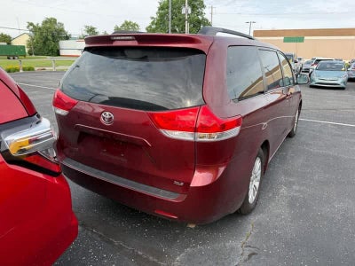 2014 Toyota Sienna 5dr 8-Pass Van V6 XLE FWD