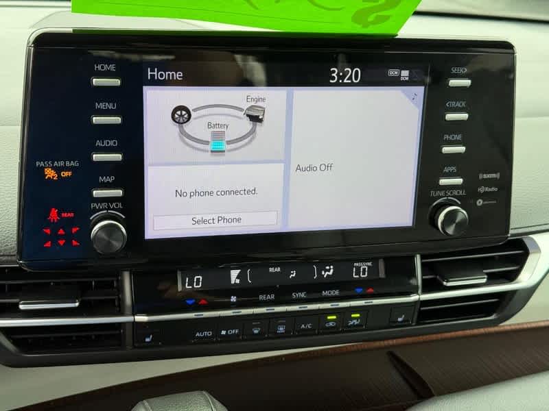 2023 Toyota Sienna XLE FWD 8-Passenger