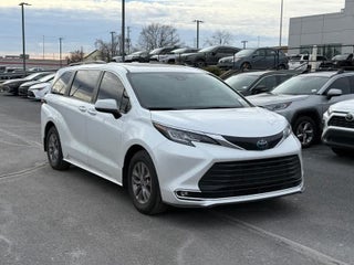 2023 Toyota Sienna XLE AWD 7-Passenger