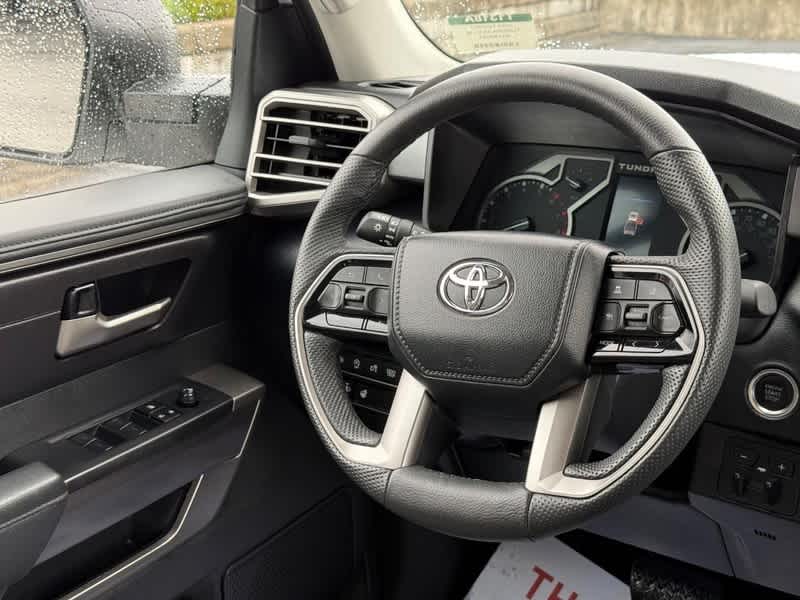 2024 Toyota Tundra SR5 CrewMax 5.5 Bed