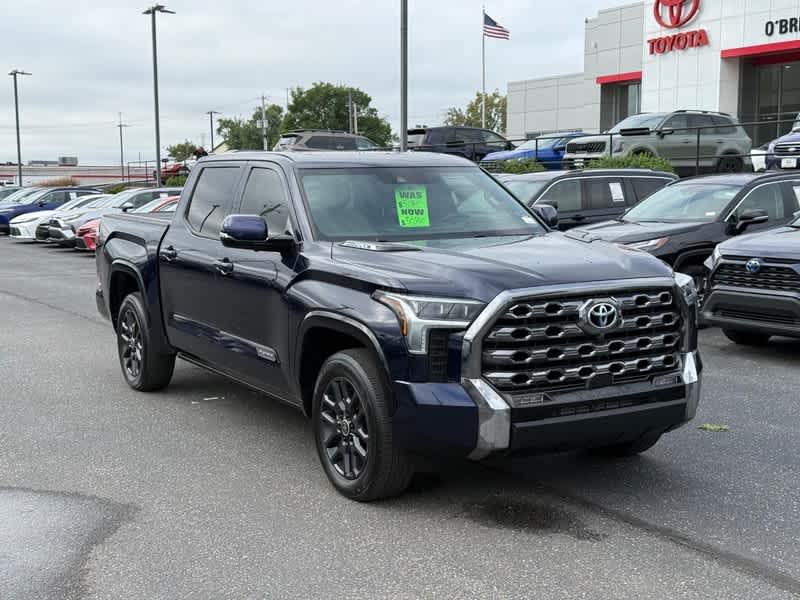 2024 Toyota Tundra Platinum Hybrid CrewMax 5.5 Bed