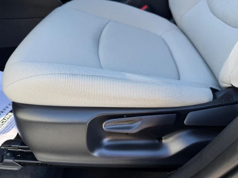 2026 Toyota Corolla Cross L 4WD