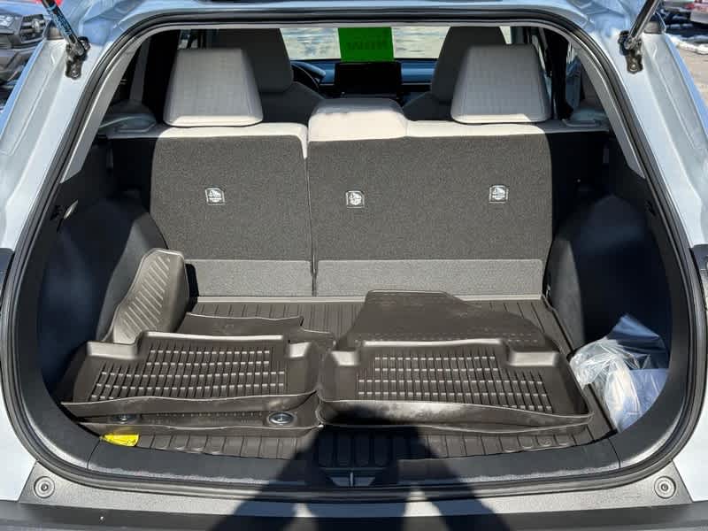 2026 Toyota Corolla Cross L 4WD