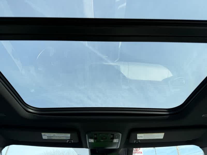 2024 Toyota Sequoia Capstone 4WD