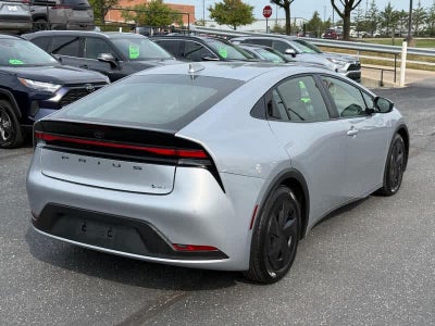 2025 Toyota Prius LE