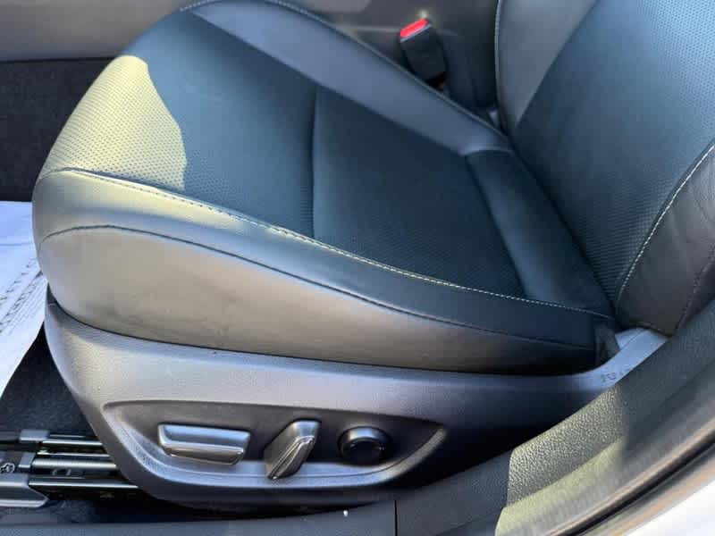 2024 Toyota Prius XLE AWD