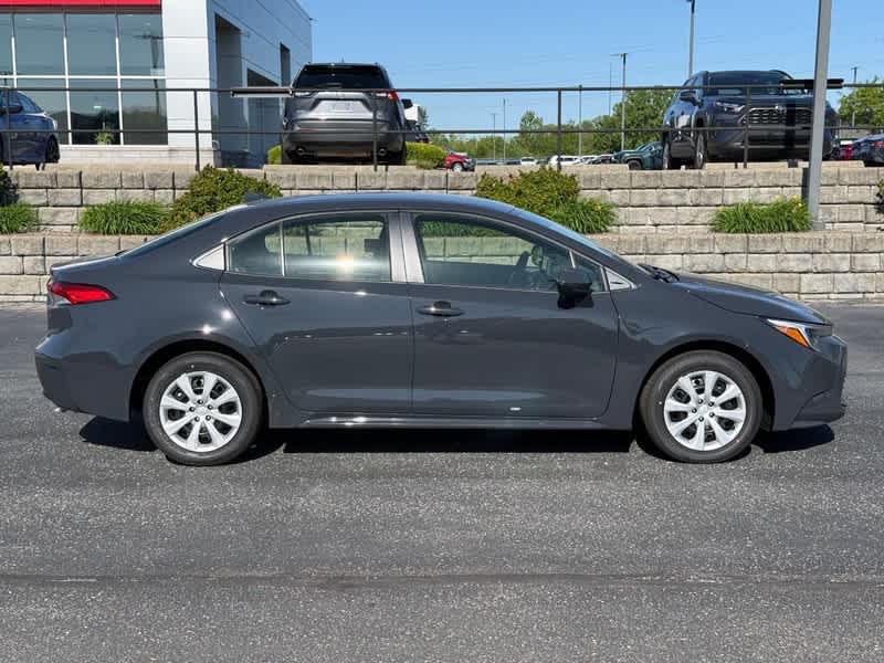 2026 Toyota Corolla Hybrid LE FWD