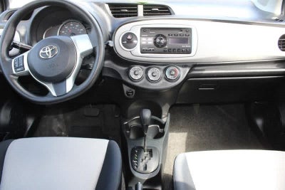 2012 Toyota Yaris 5dr Liftback Auto LE
