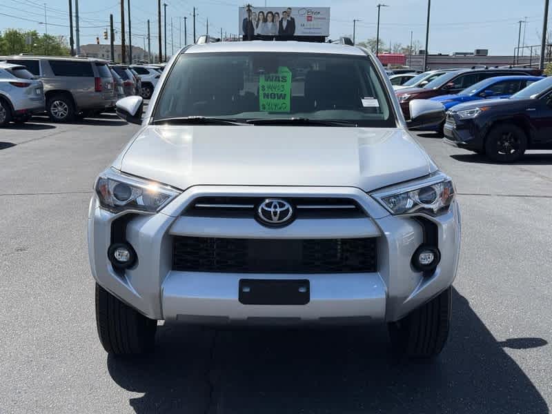 2024 Toyota 4Runner SR5 2WD