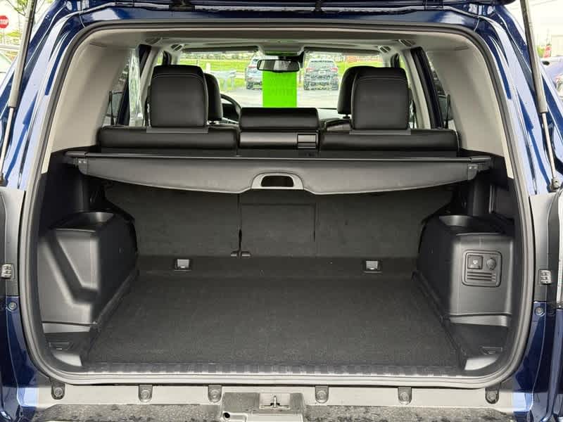 2022 Toyota 4Runner SR5 Premium 4WD