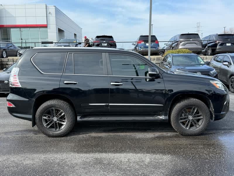 2016 Lexus GX 460 4WD 4dr Luxury