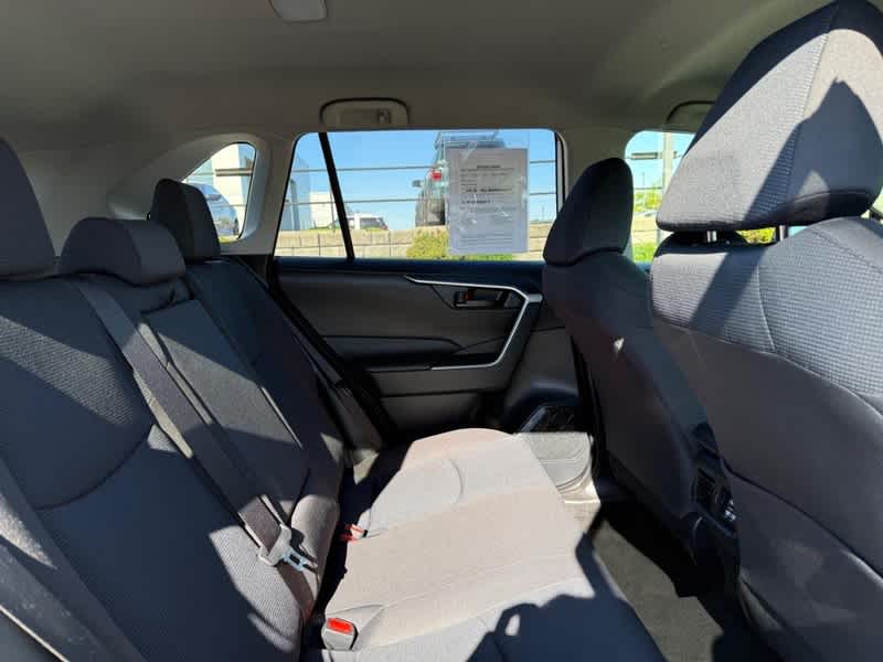 2023 Toyota RAV4 LE AWD