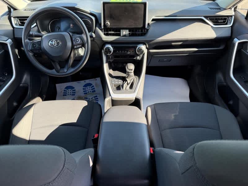 2023 Toyota RAV4 LE AWD