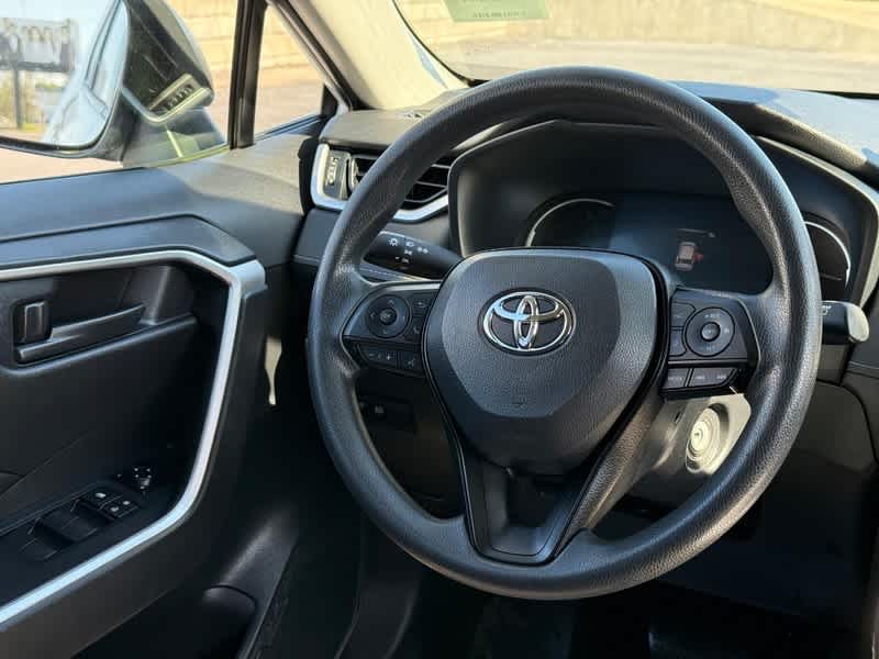 2023 Toyota RAV4 LE AWD