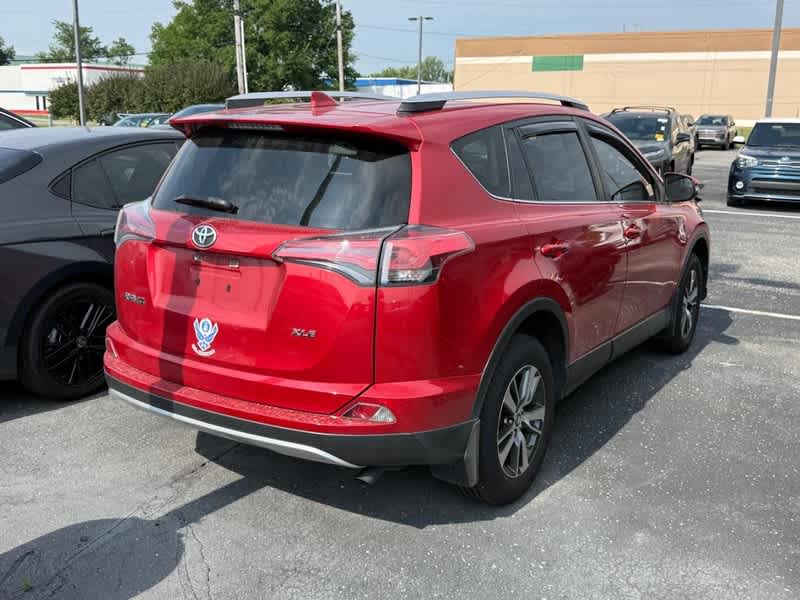 2016 Toyota RAV4 FWD 4dr XLE