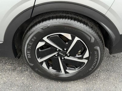 2024 Kia Sportage Hybrid LX FWD